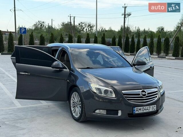 Серый Опель Инсигния, объемом двигателя 2 л и пробегом 303 тыс. км за 7700 $, фото 57 на Automoto.ua