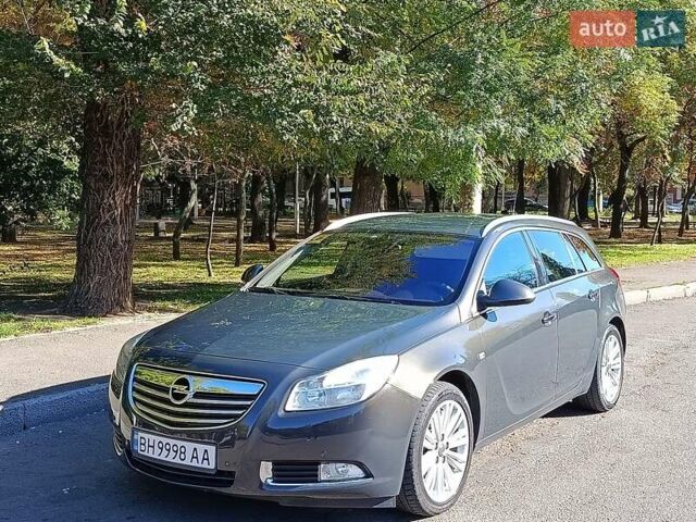 Серый Опель Инсигния, объемом двигателя 1.96 л и пробегом 267 тыс. км за 9300 $, фото 13 на Automoto.ua