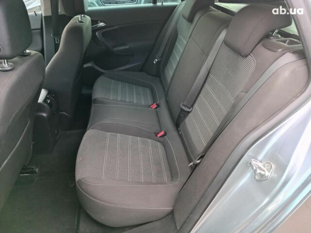 Серый Опель Инсигния, объемом двигателя 2 л и пробегом 288 тыс. км за 8990 $, фото 15 на Automoto.ua