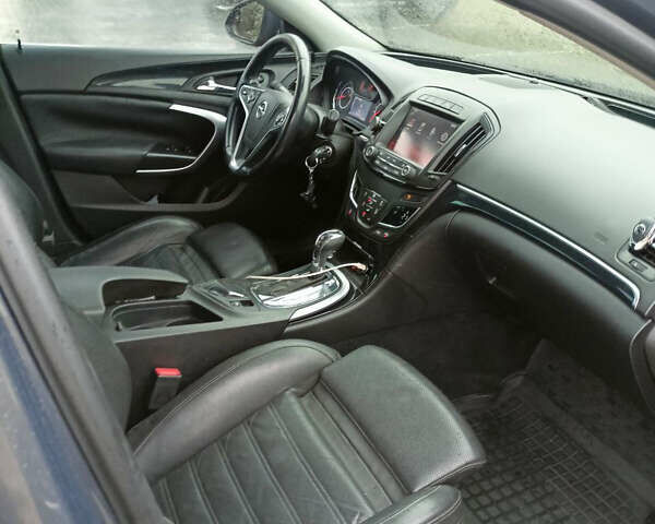 Серый Опель Инсигния, объемом двигателя 2 л и пробегом 283 тыс. км за 10500 $, фото 6 на Automoto.ua