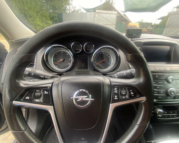Серый Опель Инсигния, объемом двигателя 2 л и пробегом 338 тыс. км за 8100 $, фото 8 на Automoto.ua