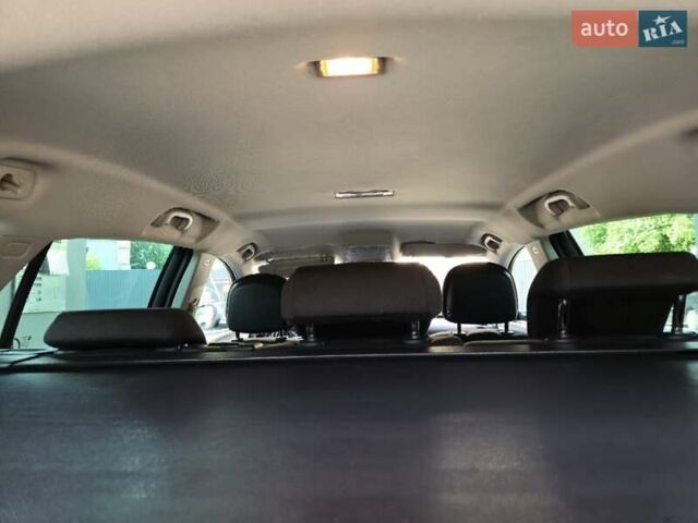Сірий Опель Інсігнія, об'ємом двигуна 1.96 л та пробігом 322 тис. км за 8000 $, фото 23 на Automoto.ua
