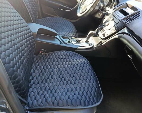 Серый Опель Инсигния, объемом двигателя 1.96 л и пробегом 267 тыс. км за 9300 $, фото 7 на Automoto.ua