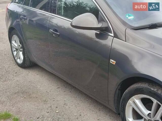 Серый Опель Инсигния, объемом двигателя 1.96 л и пробегом 214 тыс. км за 9200 $, фото 4 на Automoto.ua