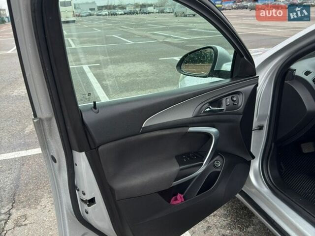 Серый Опель Инсигния, объемом двигателя 2.01 л и пробегом 289 тыс. км за 8499 $, фото 10 на Automoto.ua