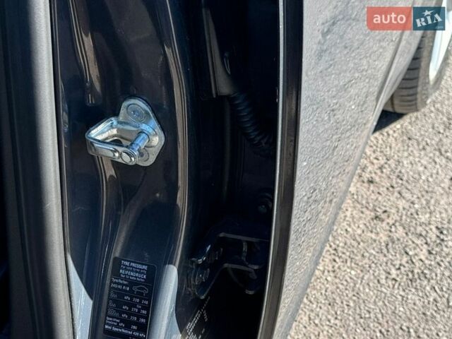 Серый Опель Инсигния, объемом двигателя 2 л и пробегом 216 тыс. км за 9500 $, фото 23 на Automoto.ua