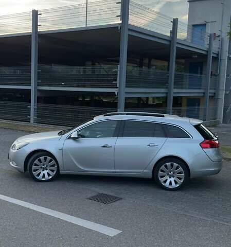 Сірий Опель Інсігнія, об'ємом двигуна 1.96 л та пробігом 239 тис. км за 9500 $, фото 5 на Automoto.ua