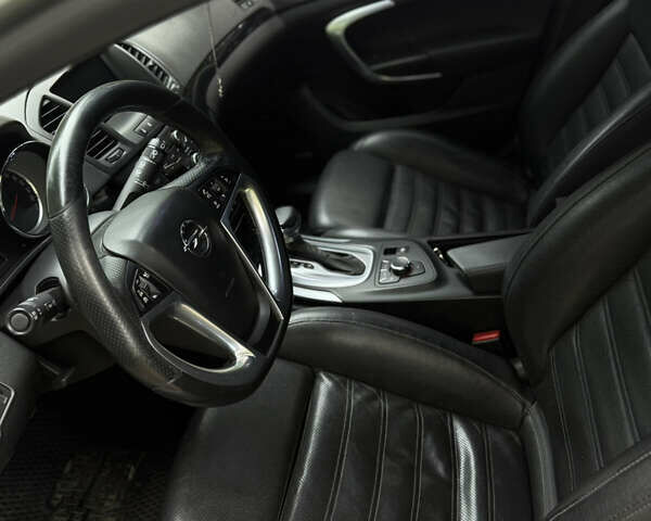 Серый Опель Инсигния, объемом двигателя 1.96 л и пробегом 233 тыс. км за 9500 $, фото 9 на Automoto.ua