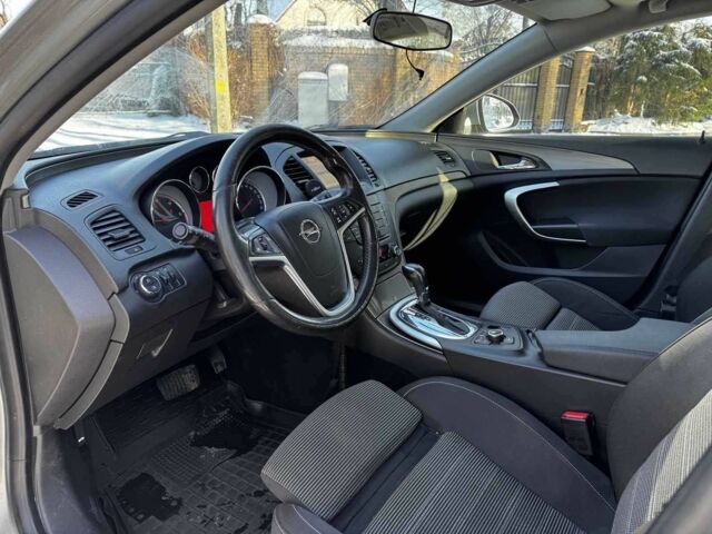 Серый Опель Инсигния, объемом двигателя 2 л и пробегом 303 тыс. км за 6440 $, фото 11 на Automoto.ua