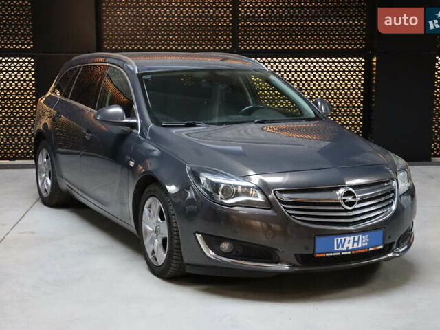 Сірий Опель Інсігнія, об'ємом двигуна 2 л та пробігом 225 тис. км за 10800 $, фото 1 на Automoto.ua