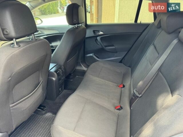 Сірий Опель Інсігнія, об'ємом двигуна 1.96 л та пробігом 240 тис. км за 7300 $, фото 15 на Automoto.ua