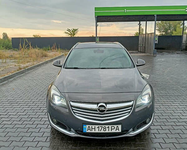 Серый Опель Инсигния, объемом двигателя 2 л и пробегом 283 тыс. км за 10500 $, фото 5 на Automoto.ua