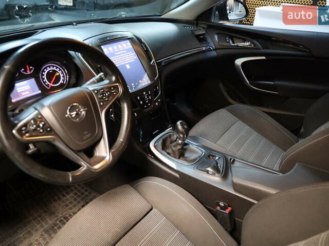 Сірий Опель Інсігнія, об'ємом двигуна 2 л та пробігом 225 тис. км за 10800 $, фото 18 на Automoto.ua