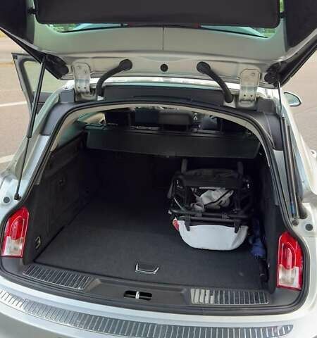 Сірий Опель Інсігнія, об'ємом двигуна 1.96 л та пробігом 239 тис. км за 9500 $, фото 33 на Automoto.ua