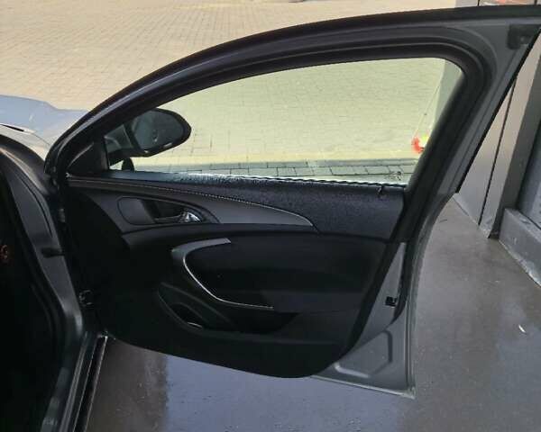 Сірий Опель Інсігнія, об'ємом двигуна 1.96 л та пробігом 322 тис. км за 8000 $, фото 50 на Automoto.ua