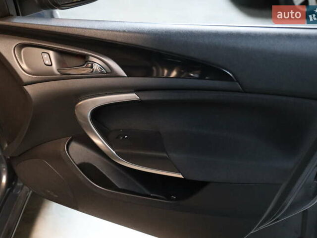 Сірий Опель Інсігнія, об'ємом двигуна 2 л та пробігом 225 тис. км за 10800 $, фото 31 на Automoto.ua