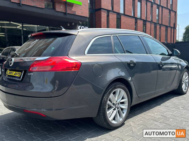Серый Опель Инсигния, объемом двигателя 2 л и пробегом 224 тыс. км за 10800 $, фото 5 на Automoto.ua