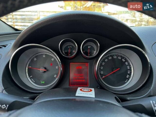 Серый Опель Инсигния, объемом двигателя 2 л и пробегом 303 тыс. км за 6440 $, фото 19 на Automoto.ua