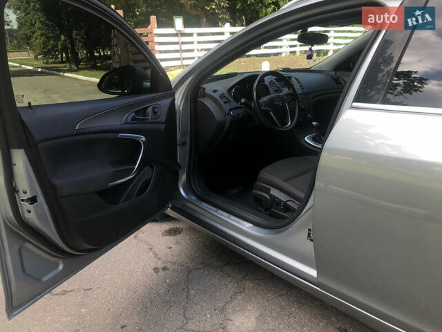 Серый Опель Инсигния, объемом двигателя 2 л и пробегом 174 тыс. км за 7800 $, фото 9 на Automoto.ua