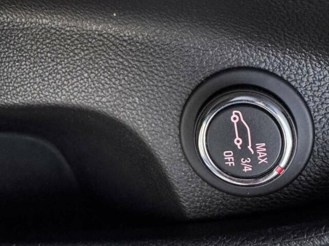 Серый Опель Инсигния, объемом двигателя 1.96 л и пробегом 250 тыс. км за 8500 $, фото 11 на Automoto.ua