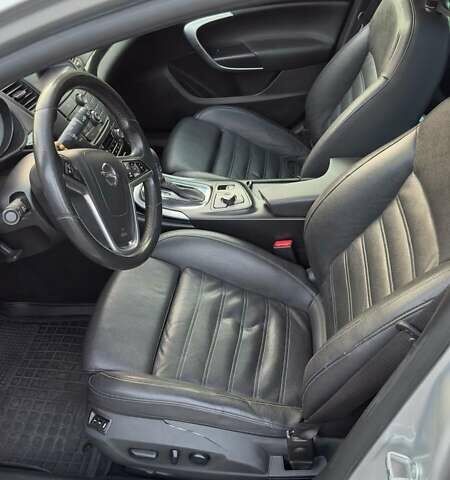 Сірий Опель Інсігнія, об'ємом двигуна 1.96 л та пробігом 239 тис. км за 9500 $, фото 26 на Automoto.ua