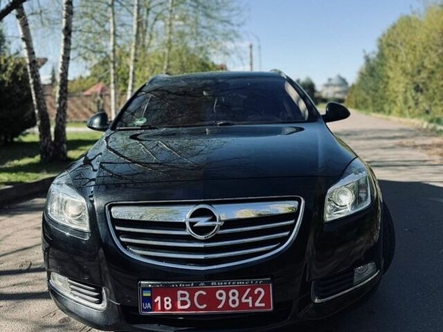 Сірий Опель Інсігнія, об'ємом двигуна 2 л та пробігом 251 тис. км за 8700 $, фото 12 на Automoto.ua