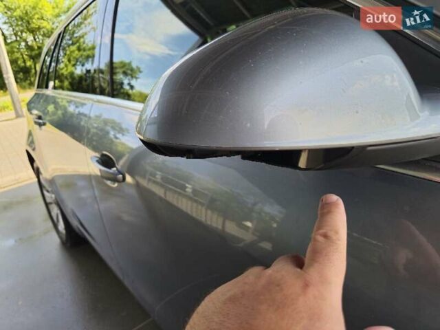 Сірий Опель Інсігнія, об'ємом двигуна 1.96 л та пробігом 322 тис. км за 8000 $, фото 55 на Automoto.ua