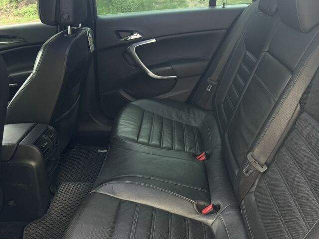 Серый Опель Инсигния, объемом двигателя 2 л и пробегом 234 тыс. км за 9500 $, фото 11 на Automoto.ua