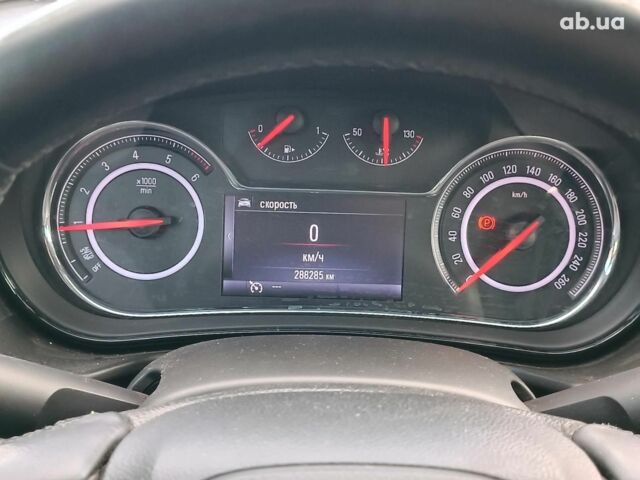 Серый Опель Инсигния, объемом двигателя 2 л и пробегом 288 тыс. км за 8990 $, фото 27 на Automoto.ua