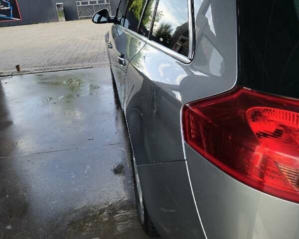 Сірий Опель Інсігнія, об'ємом двигуна 1.96 л та пробігом 322 тис. км за 8000 $, фото 20 на Automoto.ua