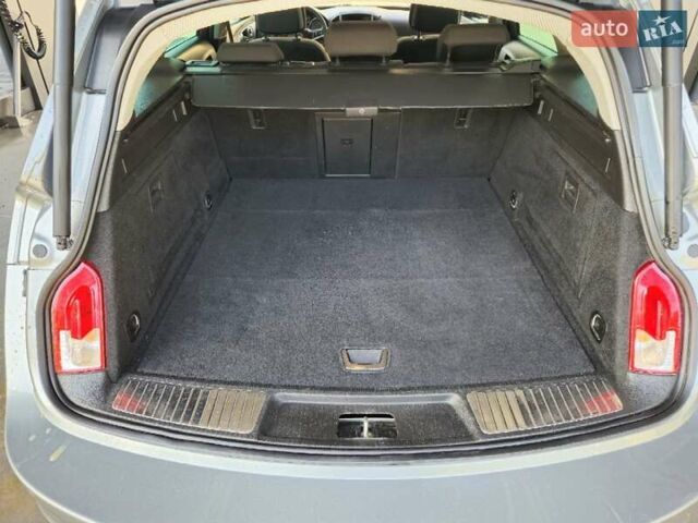 Сірий Опель Інсігнія, об'ємом двигуна 1.96 л та пробігом 322 тис. км за 8000 $, фото 54 на Automoto.ua