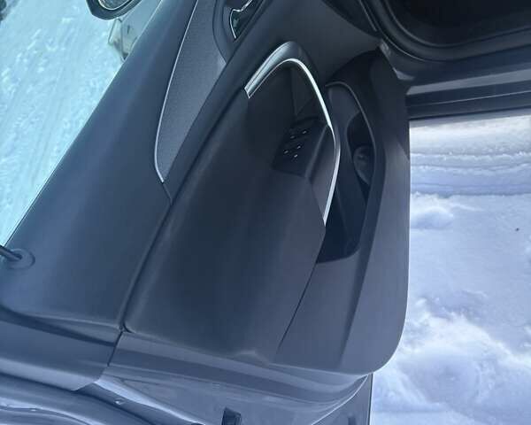 Серый Опель Инсигния, объемом двигателя 1.96 л и пробегом 256 тыс. км за 7500 $, фото 10 на Automoto.ua