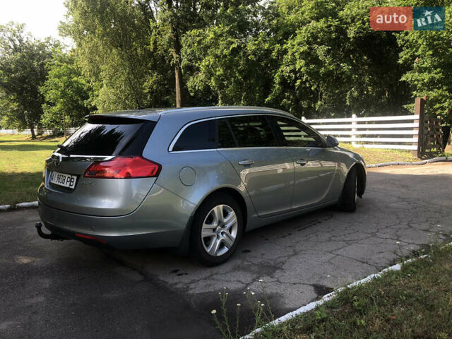 Серый Опель Инсигния, объемом двигателя 2 л и пробегом 174 тыс. км за 7800 $, фото 5 на Automoto.ua