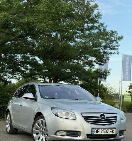 Сірий Опель Інсігнія, об'ємом двигуна 1.96 л та пробігом 239 тис. км за 9500 $, фото 8 на Automoto.ua