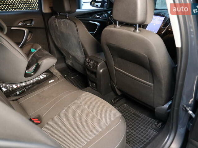 Сірий Опель Інсігнія, об'ємом двигуна 2 л та пробігом 225 тис. км за 10800 $, фото 28 на Automoto.ua