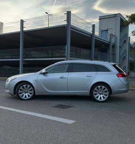 Сірий Опель Інсігнія, об'ємом двигуна 1.96 л та пробігом 239 тис. км за 9500 $, фото 7 на Automoto.ua