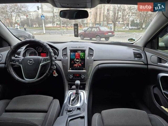 Серый Опель Инсигния, объемом двигателя 1.96 л и пробегом 238 тыс. км за 10700 $, фото 8 на Automoto.ua