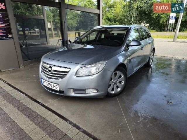 Сірий Опель Інсігнія, об'ємом двигуна 1.96 л та пробігом 322 тис. км за 8000 $, фото 8 на Automoto.ua