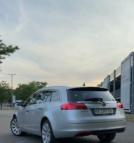 Сірий Опель Інсігнія, об'ємом двигуна 1.96 л та пробігом 239 тис. км за 9500 $, фото 2 на Automoto.ua