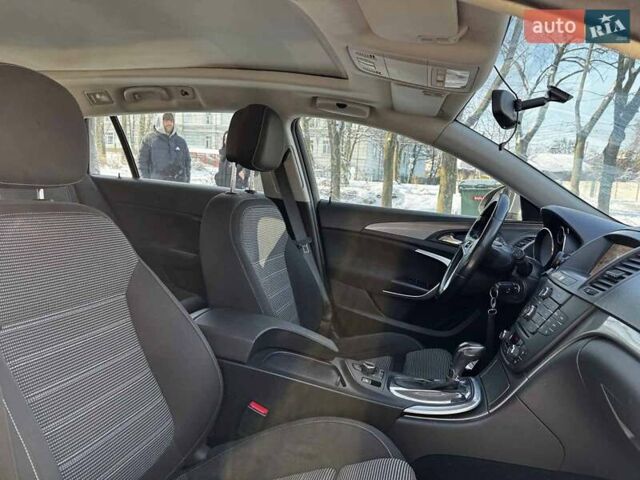 Серый Опель Инсигния, объемом двигателя 2 л и пробегом 303 тыс. км за 6440 $, фото 37 на Automoto.ua