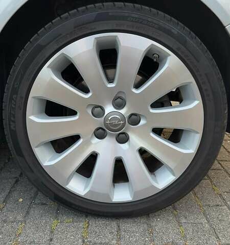 Сірий Опель Інсігнія, об'ємом двигуна 1.96 л та пробігом 239 тис. км за 9500 $, фото 19 на Automoto.ua