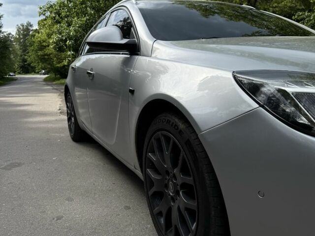 Серый Опель Инсигния, объемом двигателя 2 л и пробегом 234 тыс. км за 9500 $, фото 3 на Automoto.ua