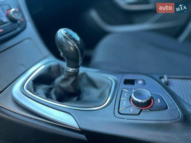 Сірий Опель Інсігнія, об'ємом двигуна 1.96 л та пробігом 252 тис. км за 8200 $, фото 19 на Automoto.ua