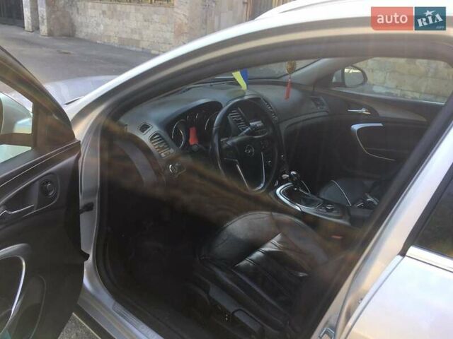 Серый Опель Инсигния, объемом двигателя 1.96 л и пробегом 150 тыс. км за 10550 $, фото 10 на Automoto.ua