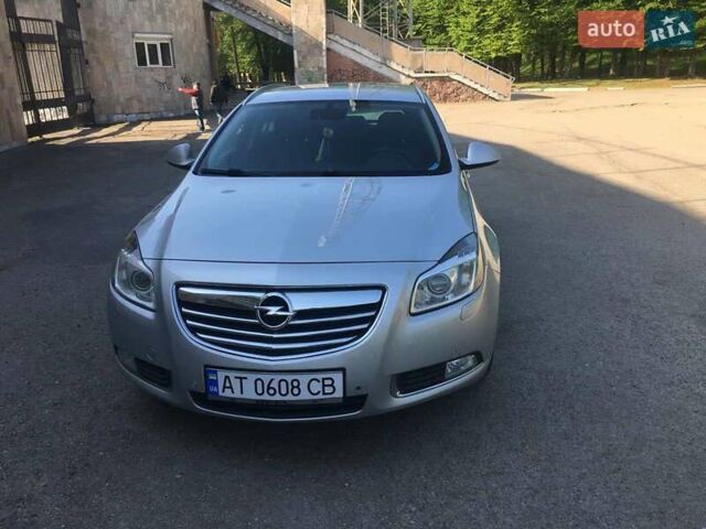 Серый Опель Инсигния, объемом двигателя 1.96 л и пробегом 150 тыс. км за 10550 $, фото 9 на Automoto.ua