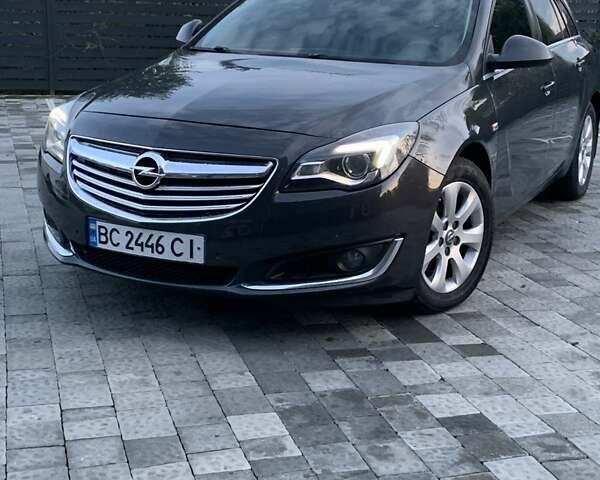 Серый Опель Инсигния, объемом двигателя 1.96 л и пробегом 305 тыс. км за 8200 $, фото 2 на Automoto.ua