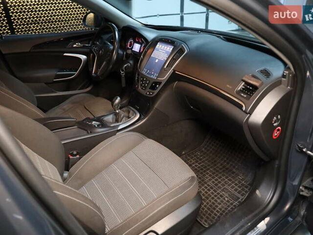 Сірий Опель Інсігнія, об'ємом двигуна 2 л та пробігом 225 тис. км за 10800 $, фото 23 на Automoto.ua