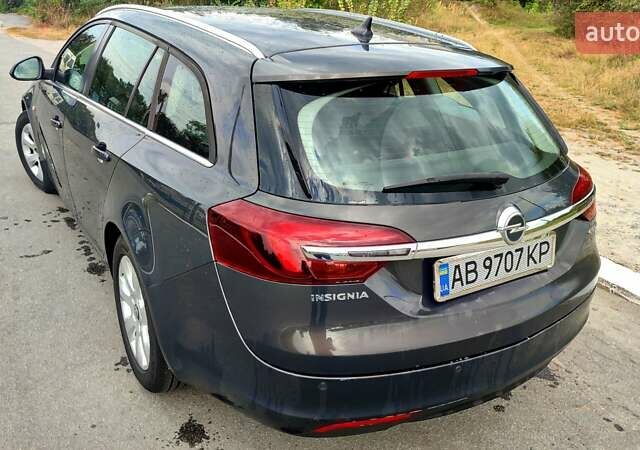 Сірий Опель Інсігнія, об'ємом двигуна 1.96 л та пробігом 200 тис. км за 10500 $, фото 4 на Automoto.ua