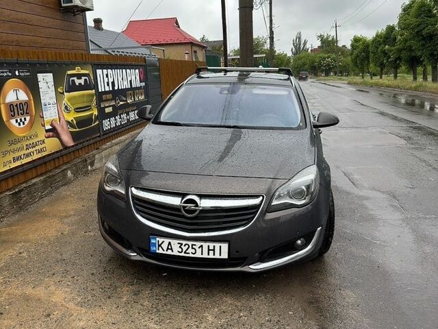 Сірий Опель Інсігнія, об'ємом двигуна 1.96 л та пробігом 311 тис. км за 8000 $, фото 4 на Automoto.ua