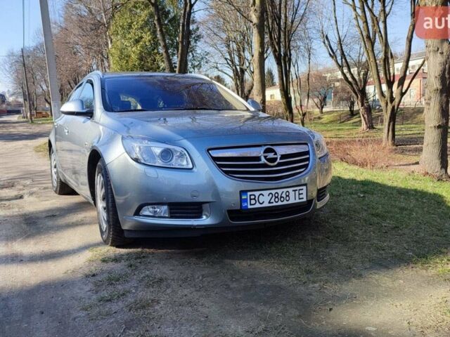 Серый Опель Инсигния, объемом двигателя 1.4 л и пробегом 138 тыс. км за 8700 $, фото 2 на Automoto.ua